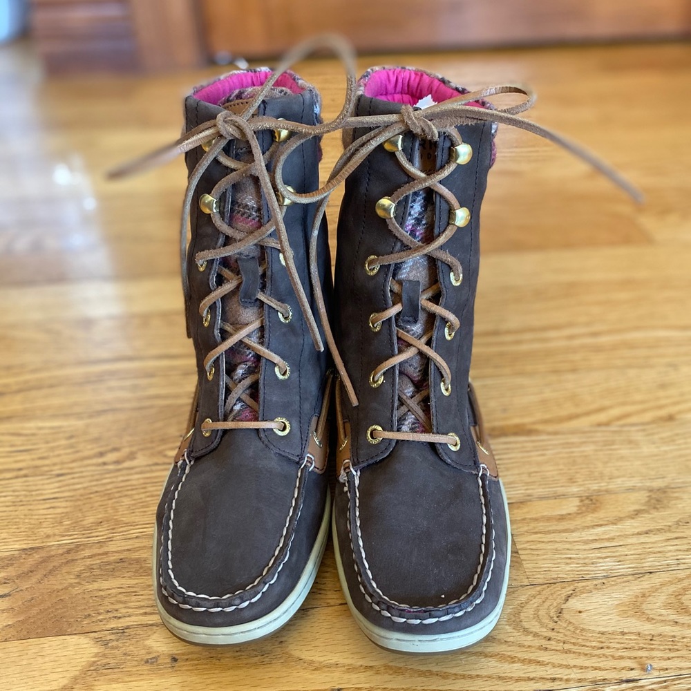 Sperry Topsider Boots. Pink Plaid Brown